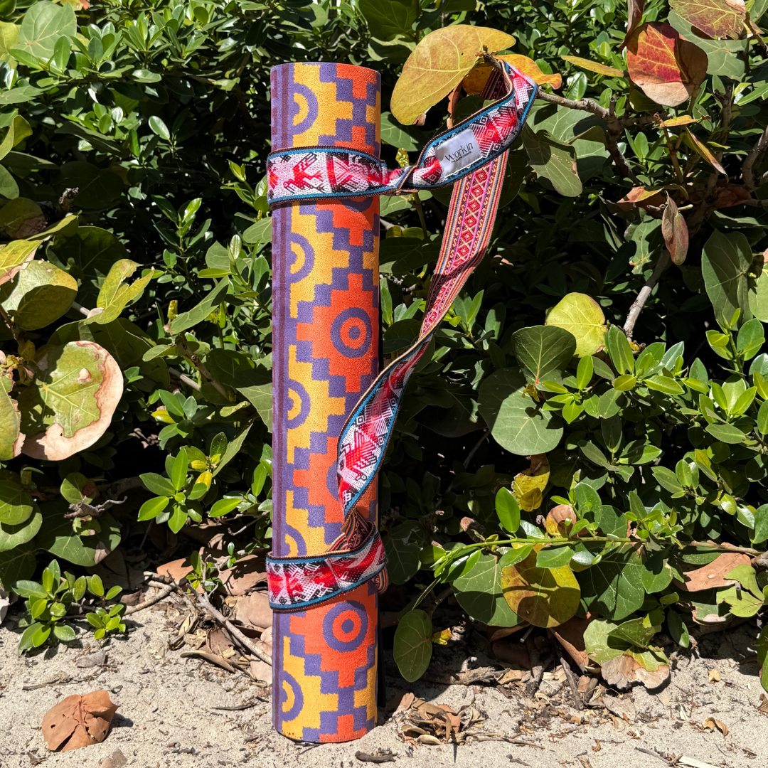 Puka 2-in-1 yoga mat strap by Work In, handmade in Peru